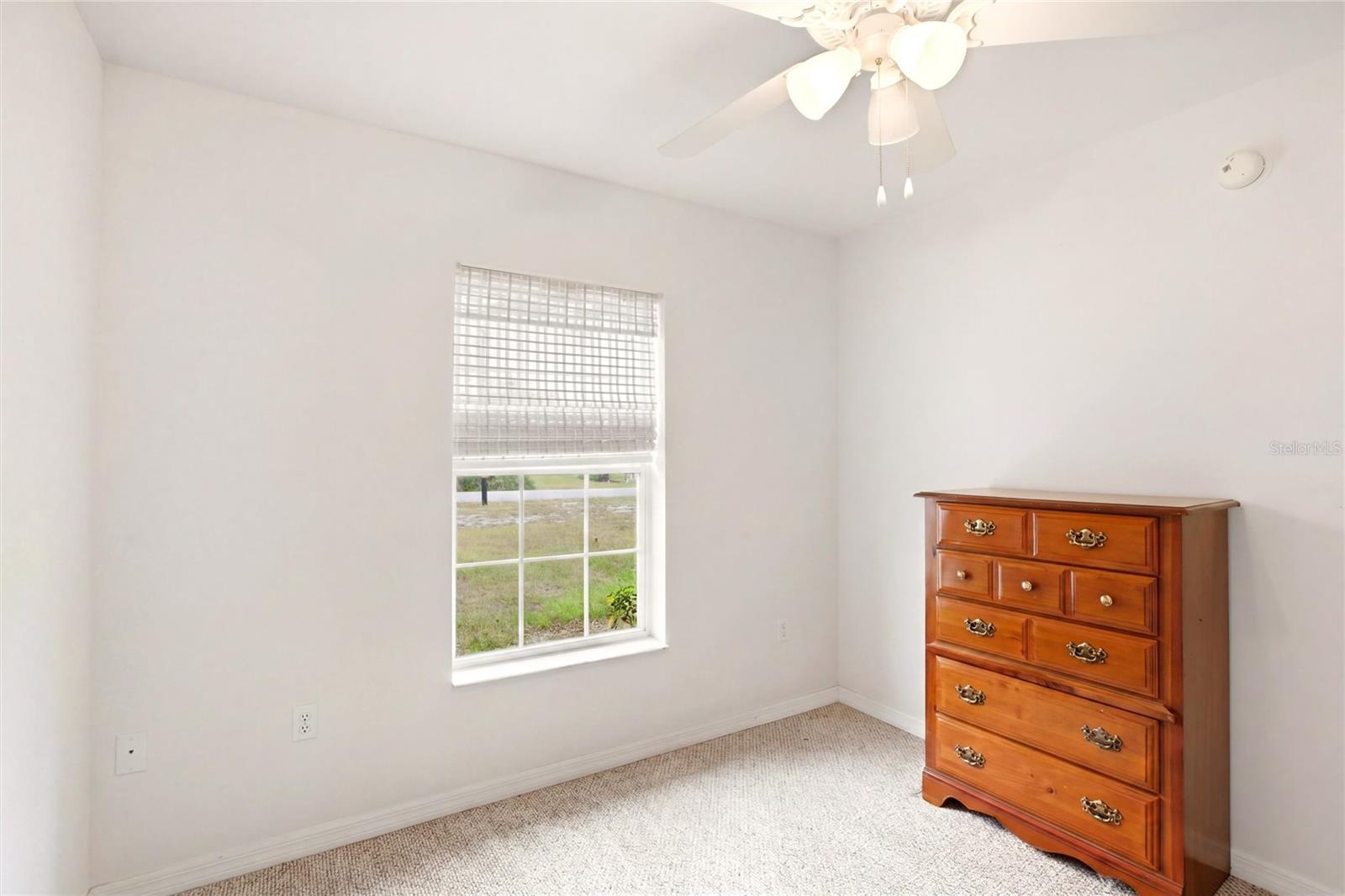 Image 22 of 46 For 1427 Crossview Street
