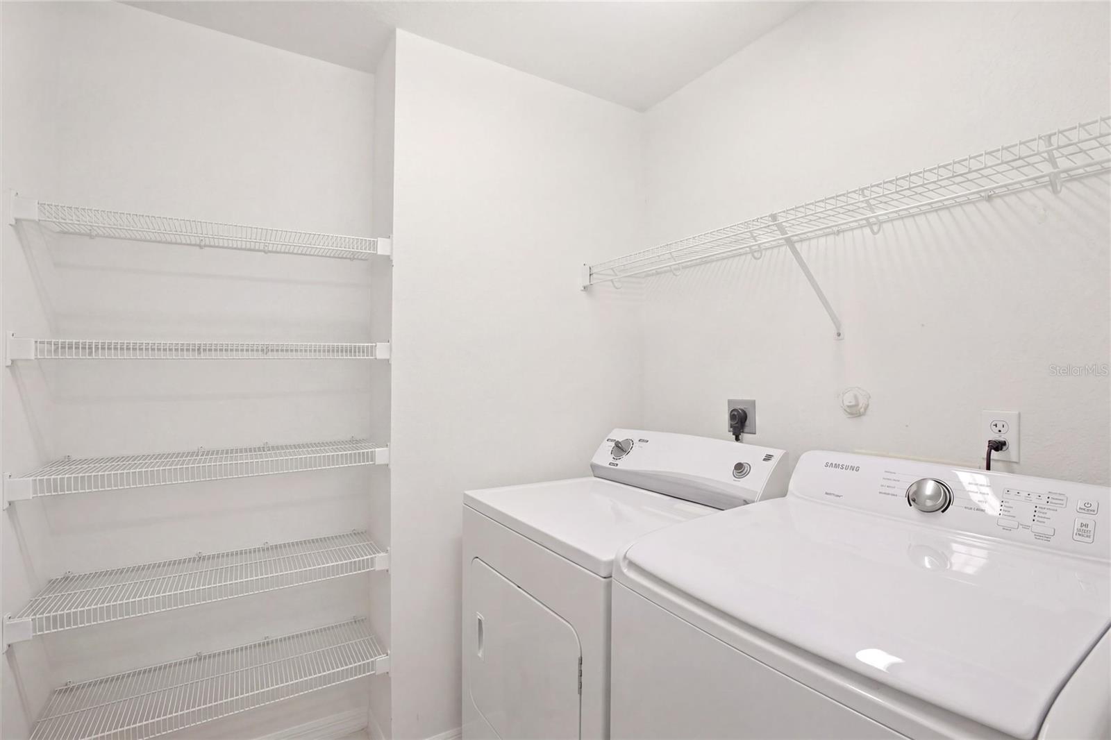 Image 31 of 46 For 1427 Crossview Street