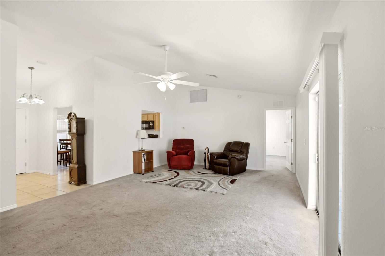 Image 6 of 46 For 1427 Crossview Street