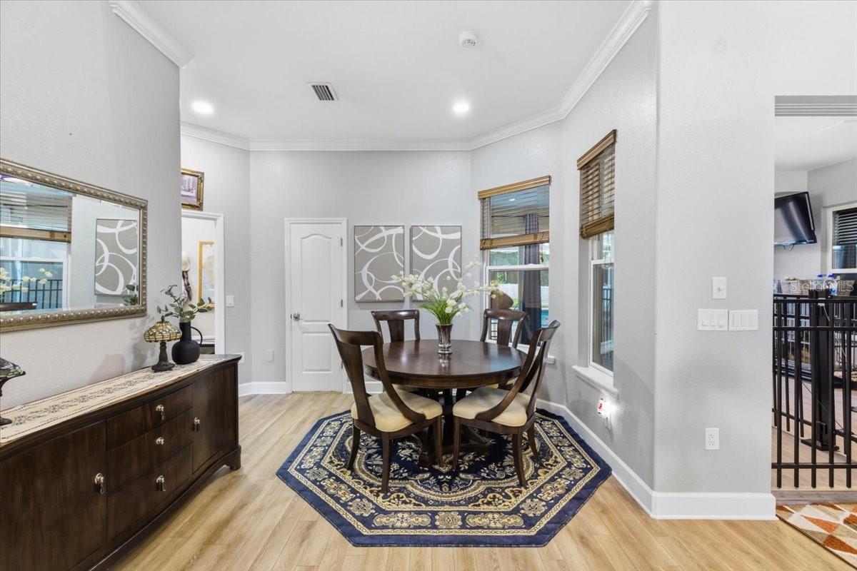 Image 11 of 74 For 2818 Shipston Avenue
