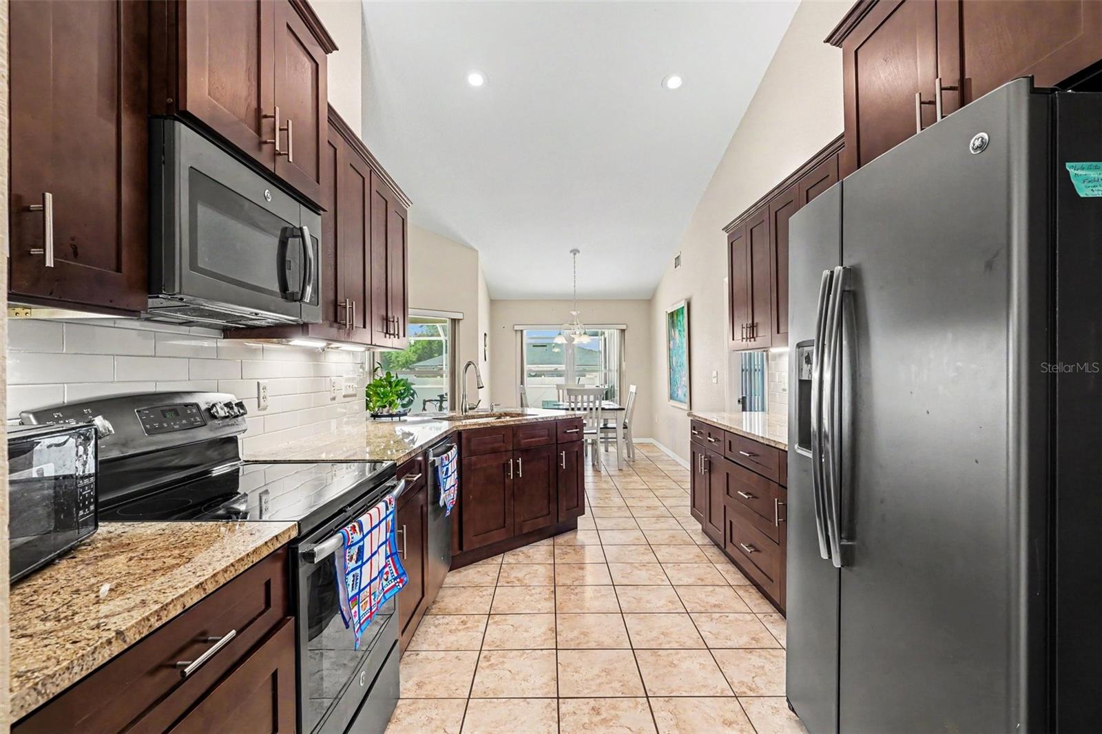 Image 11 of 30 For 113 Shaddock Drive