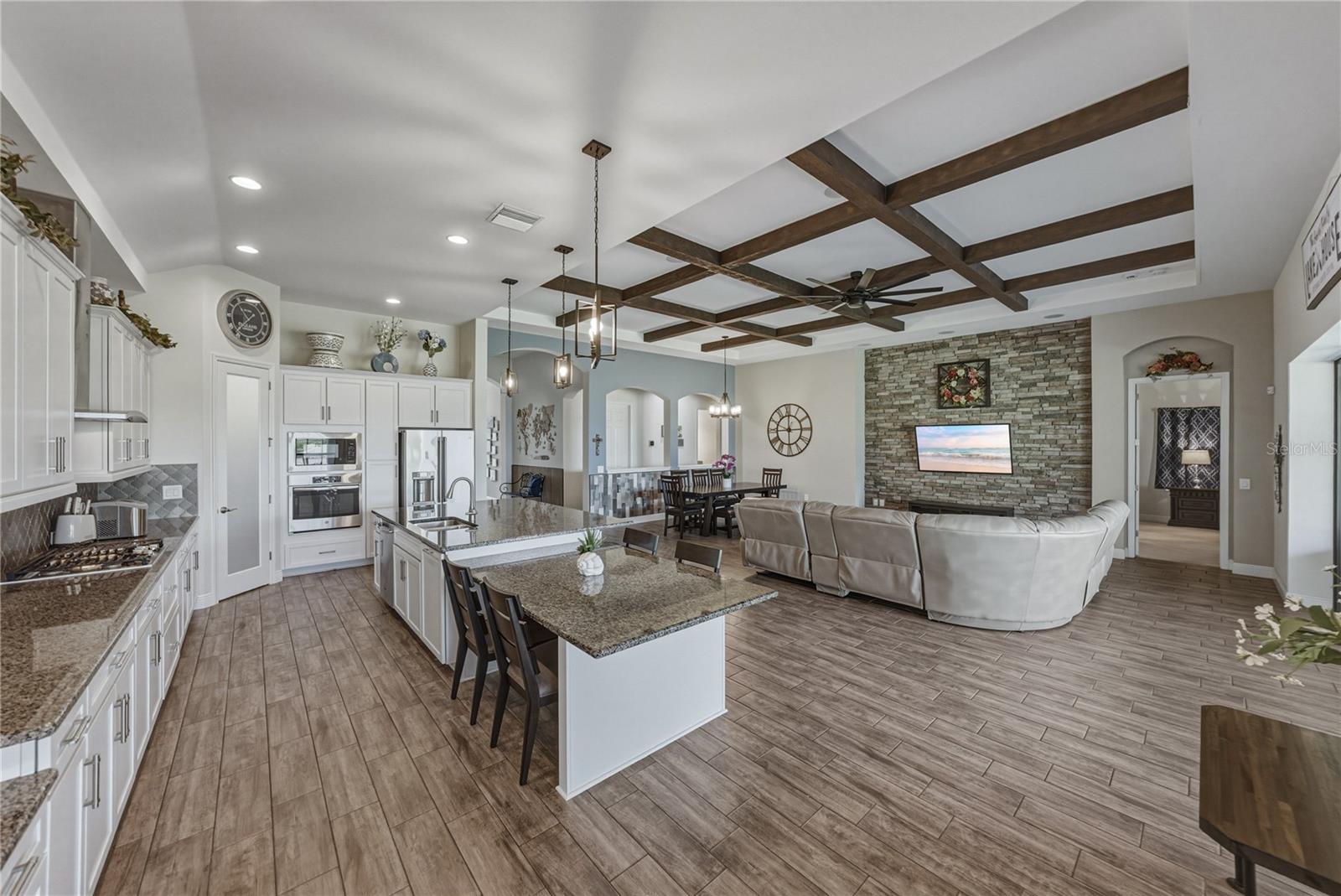Image 17 of 78 For 6743 Sunset Vista Way