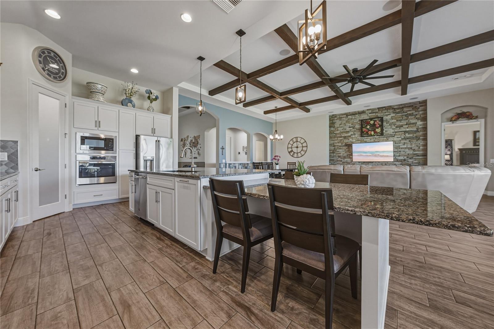Image 18 of 78 For 6743 Sunset Vista Way