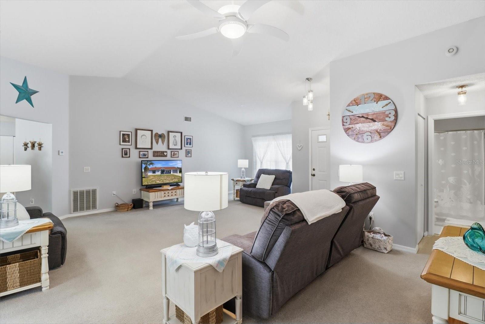 Image 18 of 48 For 4155 Lee Street