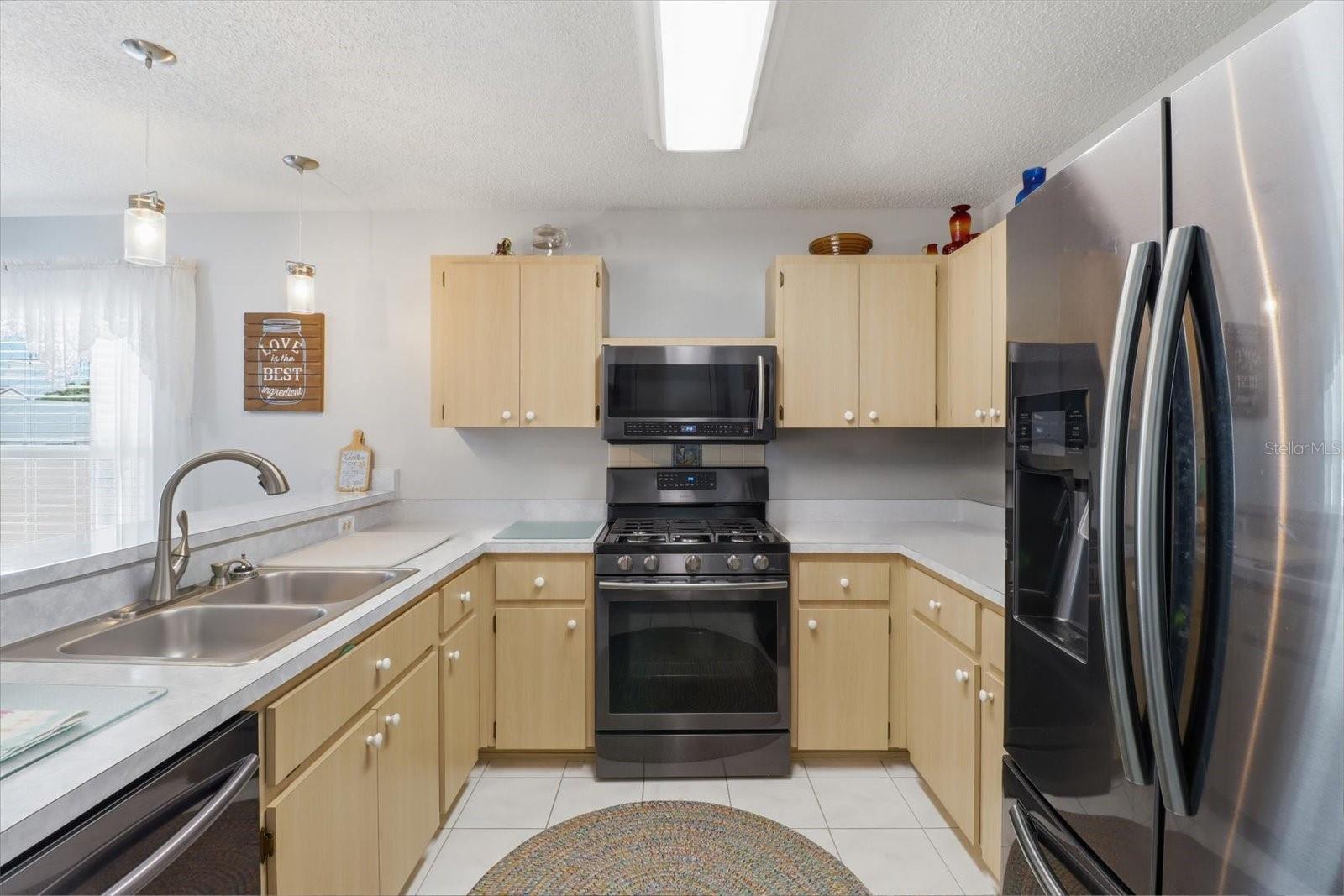 Image 19 of 48 For 4155 Lee Street