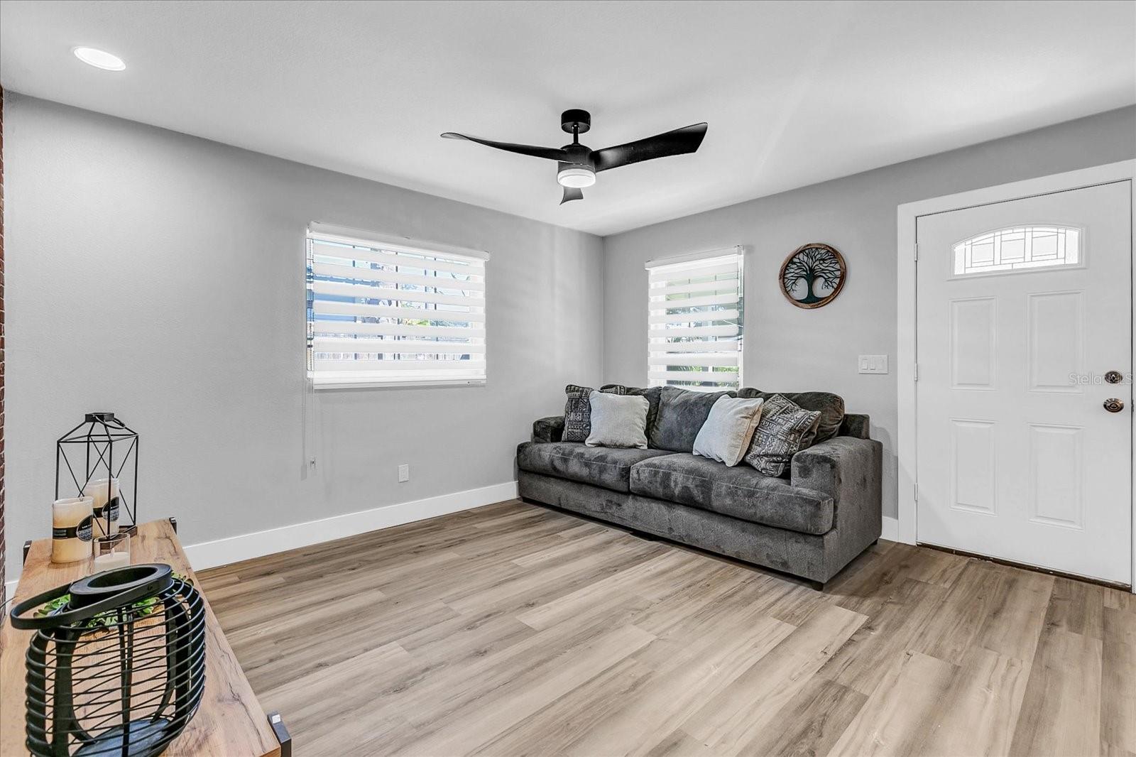 Image 13 of 32 For 6711 Cortez Street
