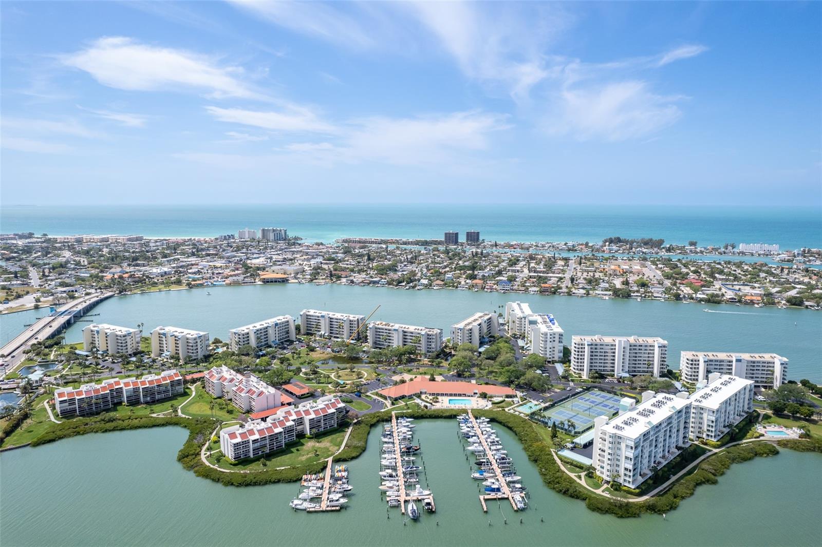 Image 27 of 35 For 7963 Sailboat Key Boulevard S Ph801