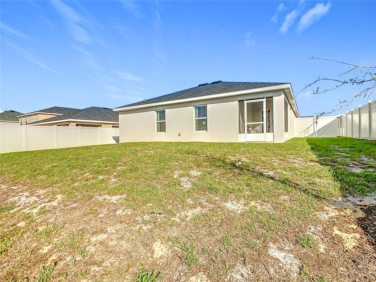 Image 37 of 47 For 456 Hilltop Drive