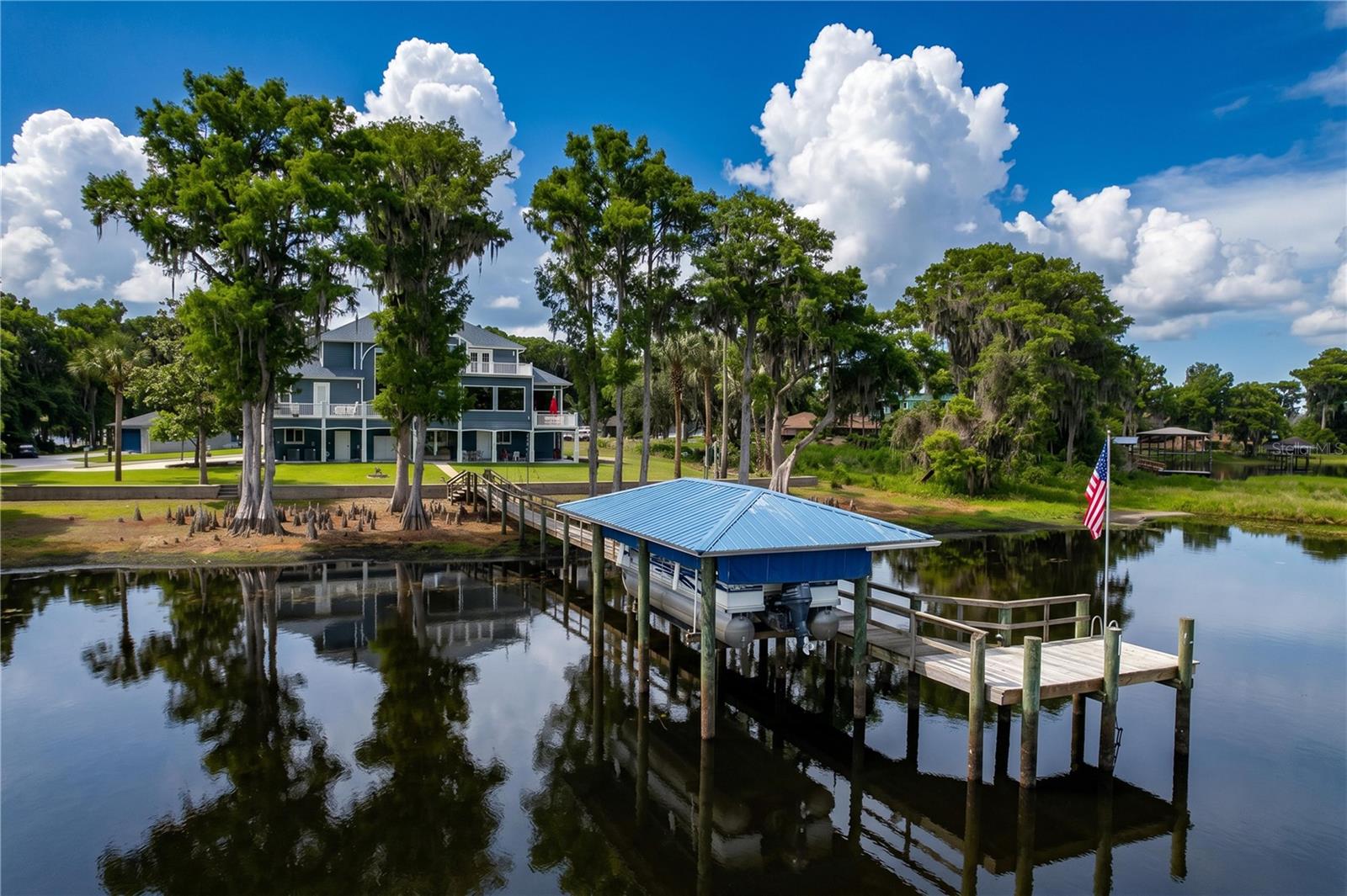 Image 11 of 100 For 1360 Waterview Drive