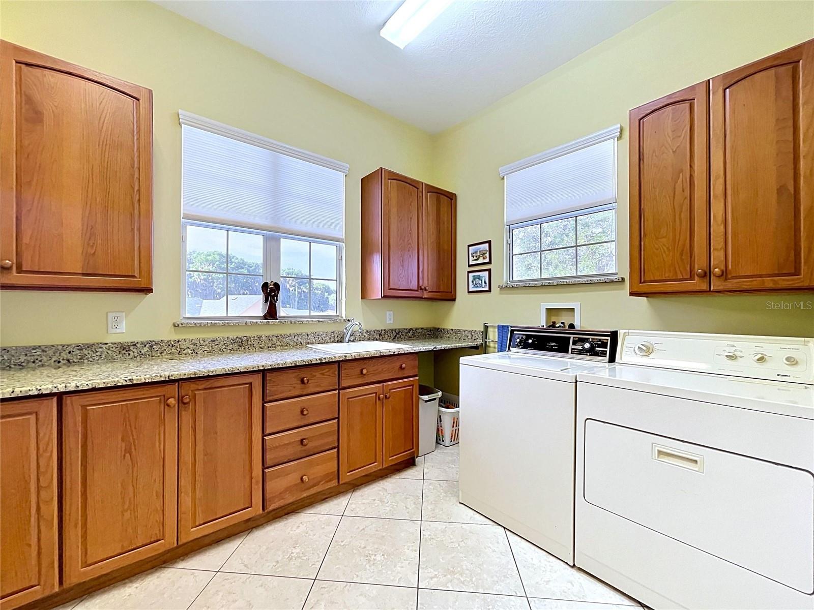 Image 54 of 100 For 1360 Waterview Drive