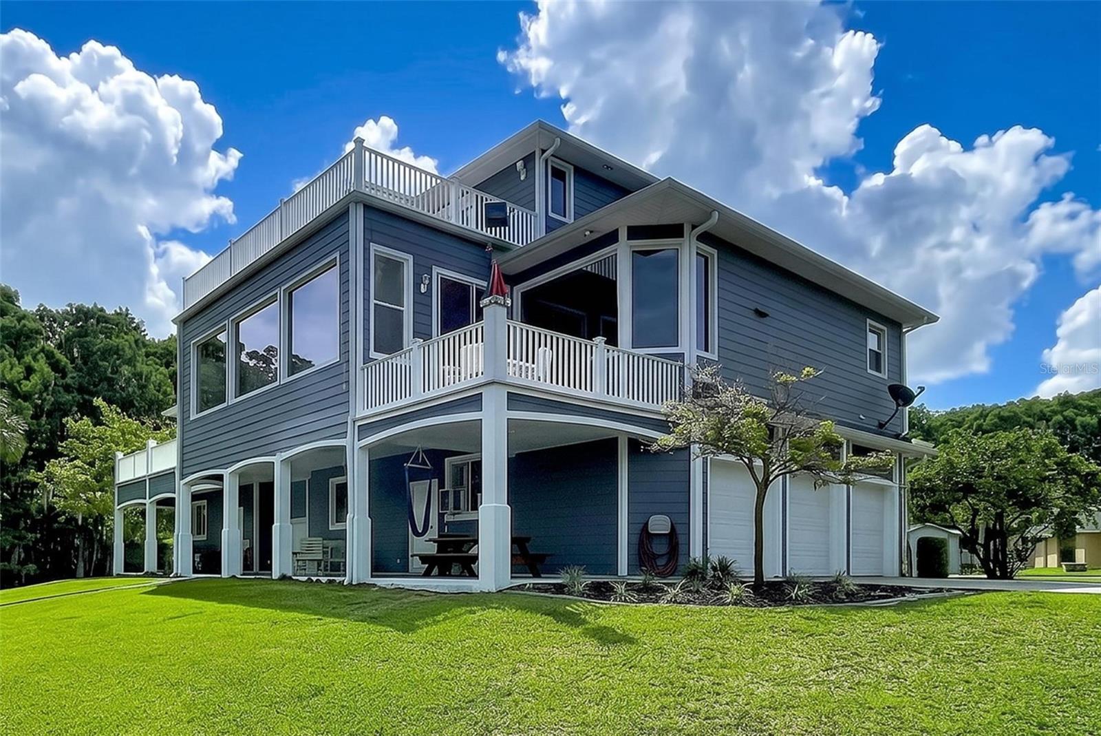 Image 8 of 100 For 1360 Waterview Drive