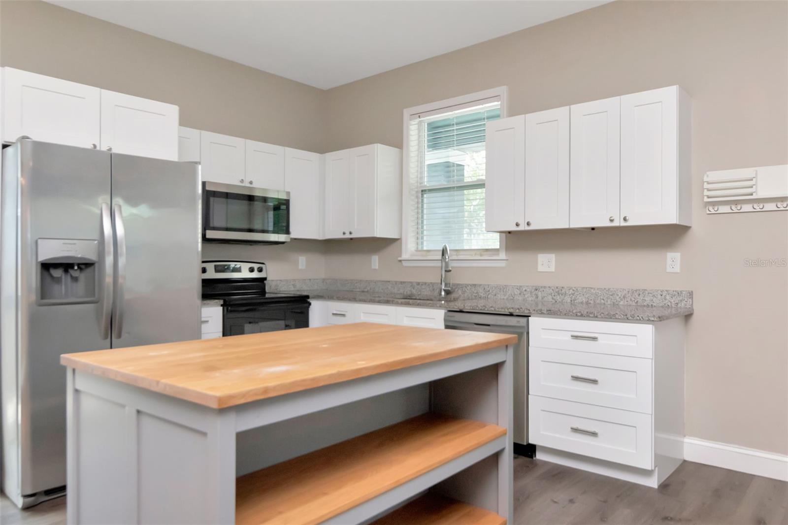 Image 11 of 29 For 3403 Garrison Street