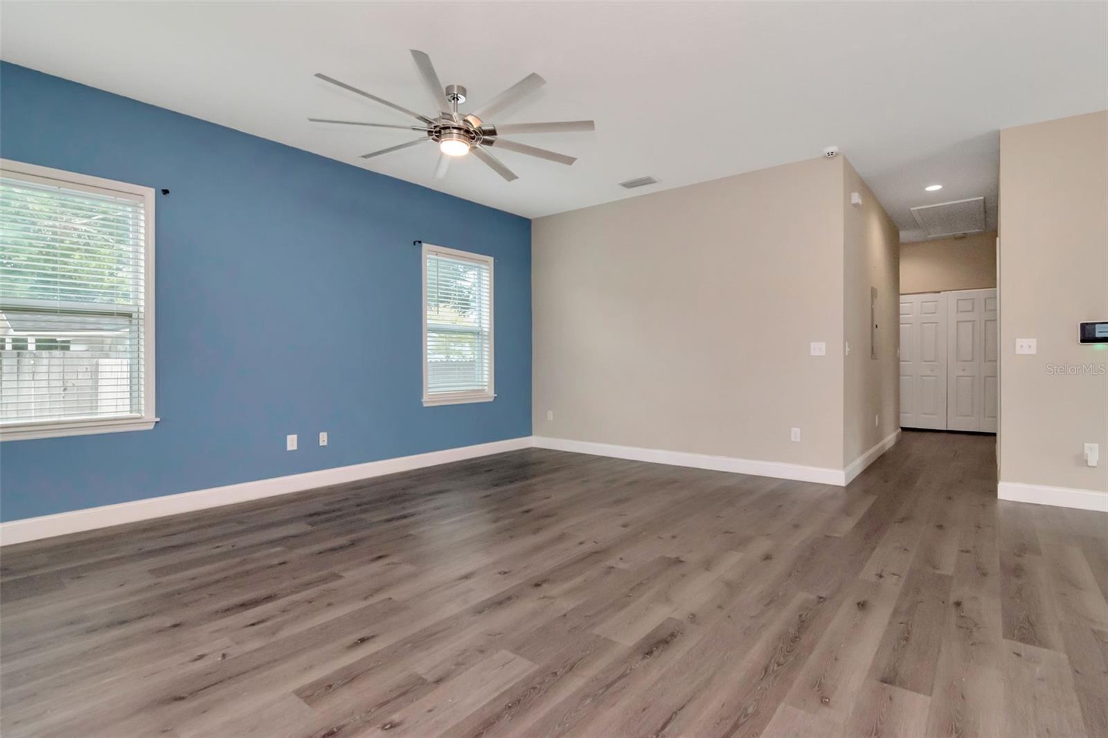 Image 5 of 29 For 3403 Garrison Street