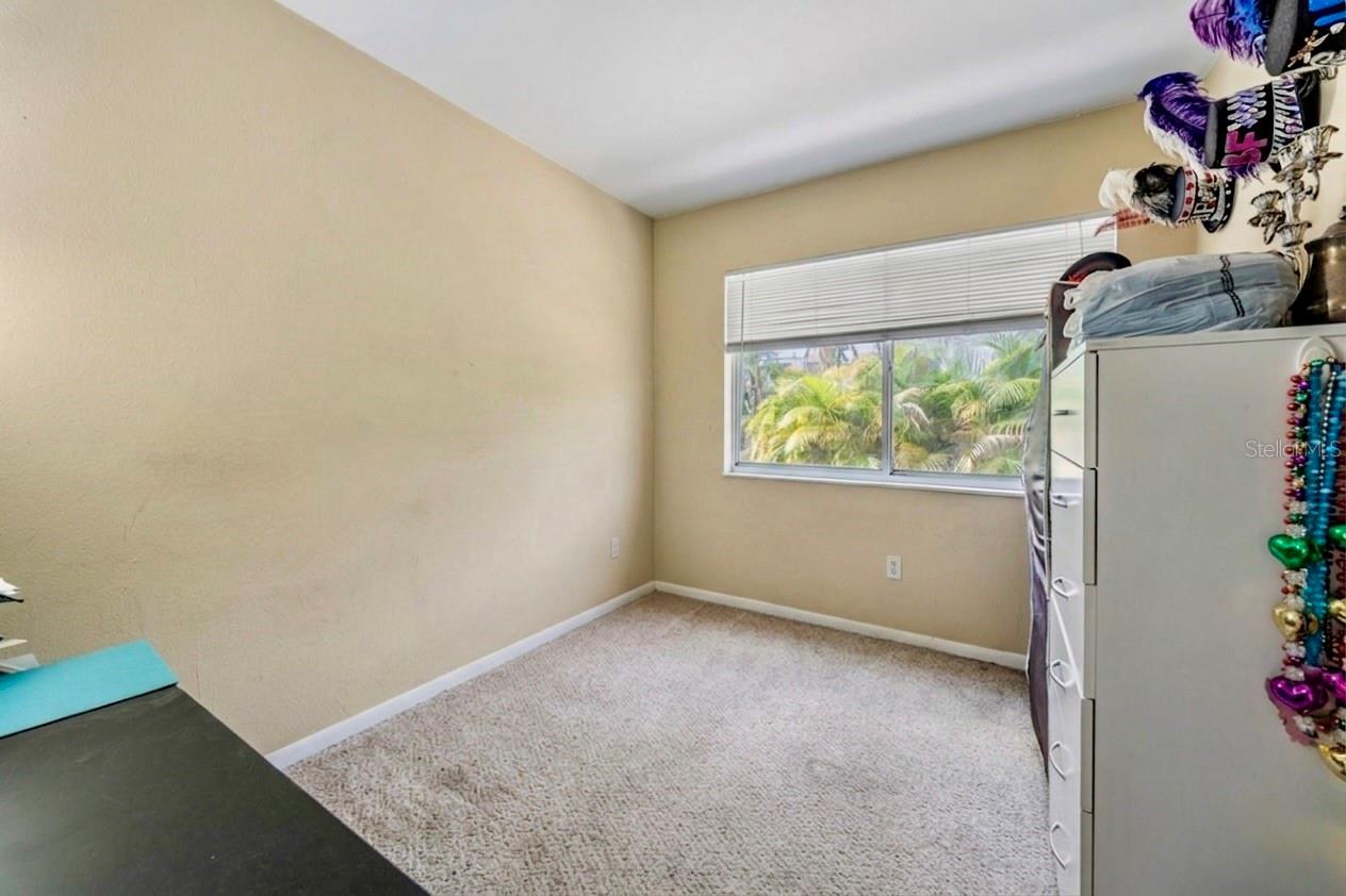 Image 16 of 38 For 2109 De Leon Street