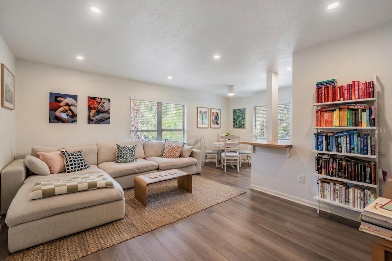 Image 17 of 38 For 2109 De Leon Street