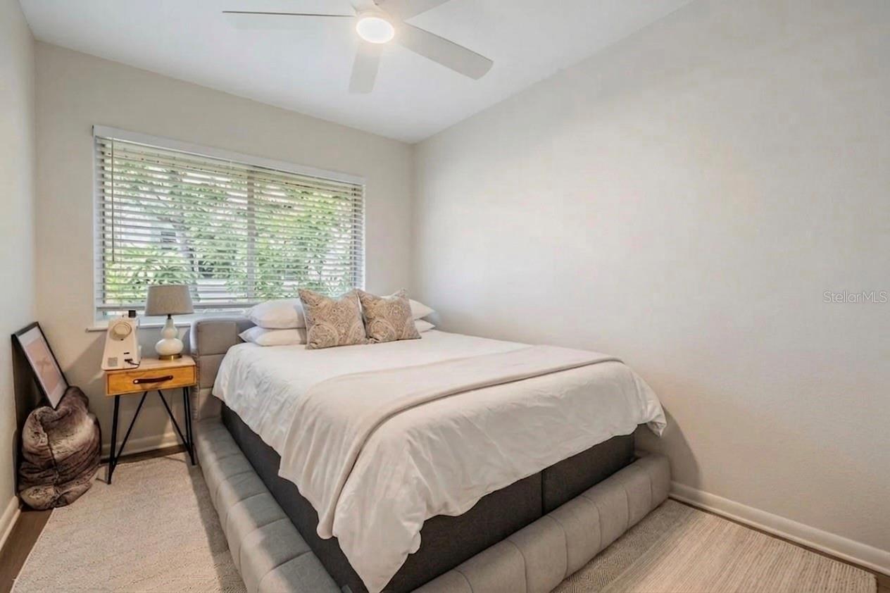 Image 21 of 38 For 2109 De Leon Street