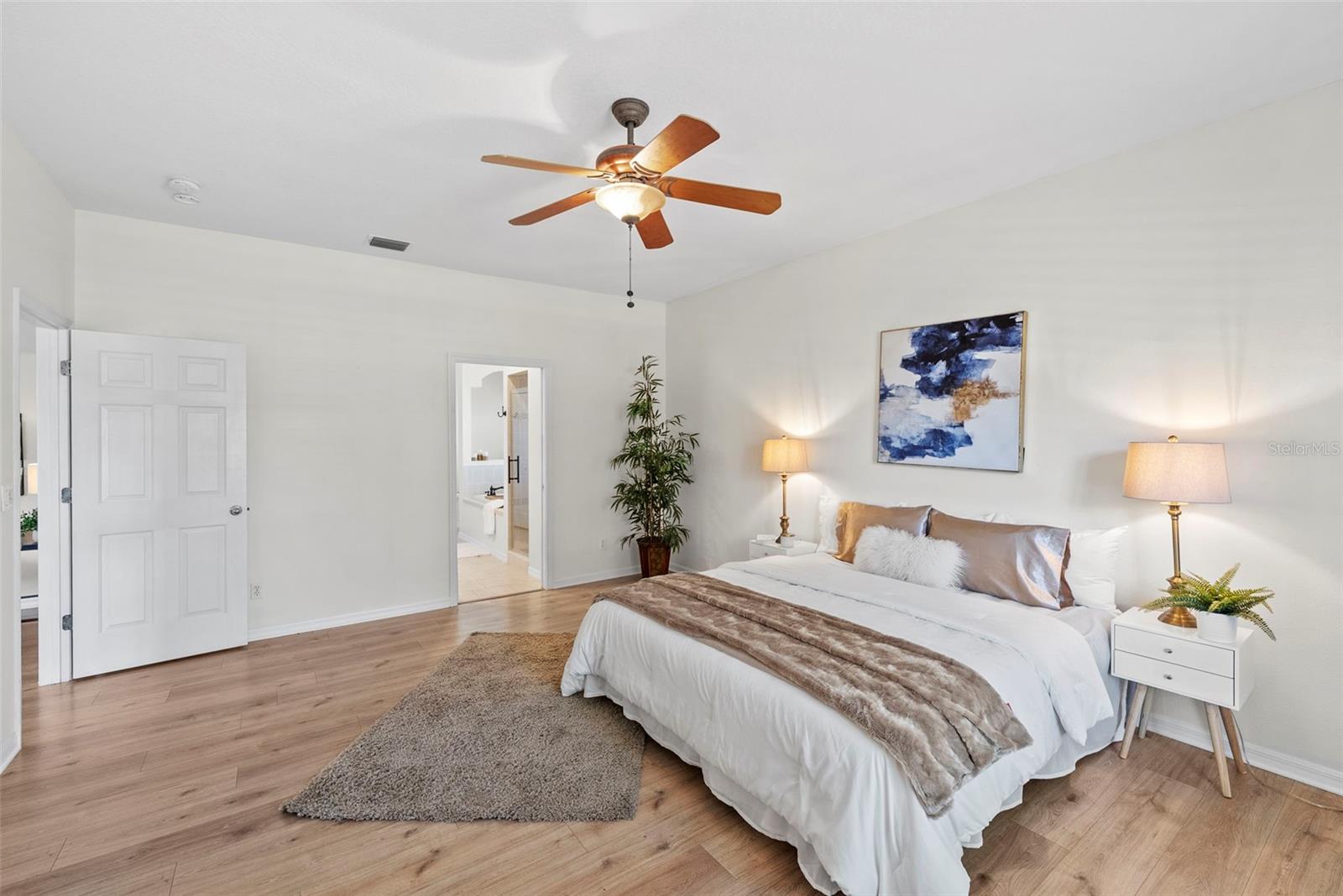 Image 19 of 74 For 350 47th Avenue N