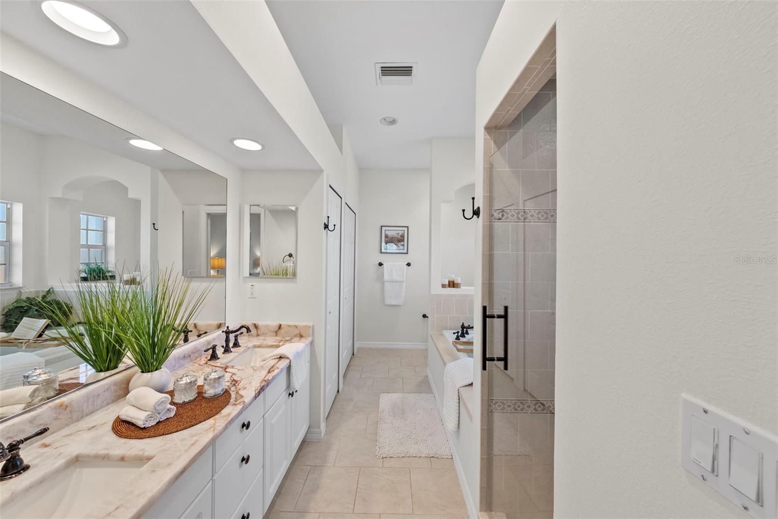 Image 21 of 74 For 350 47th Avenue N
