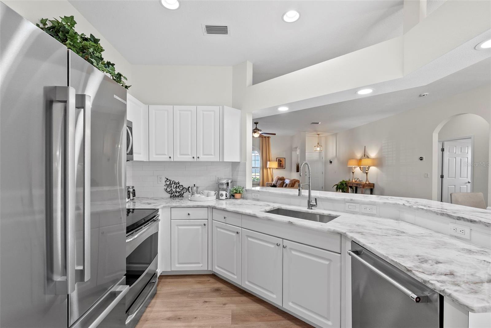 Image 30 of 74 For 350 47th Avenue N
