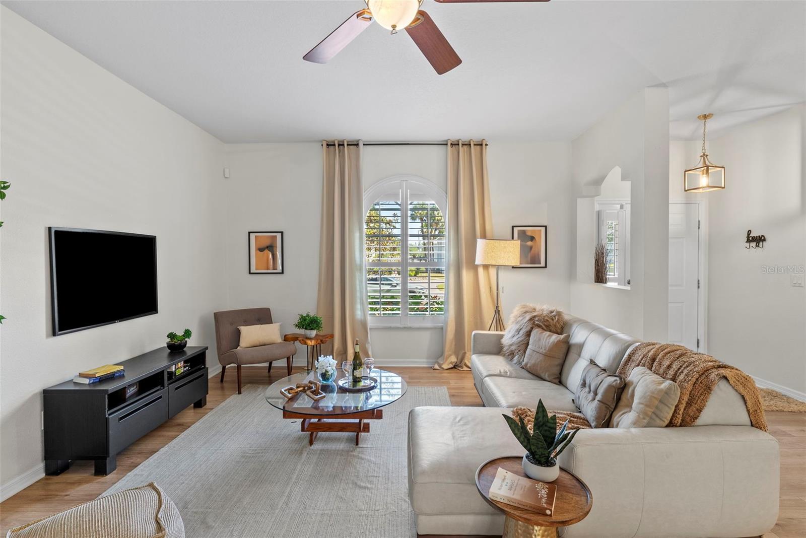 Image 7 of 74 For 350 47th Avenue N