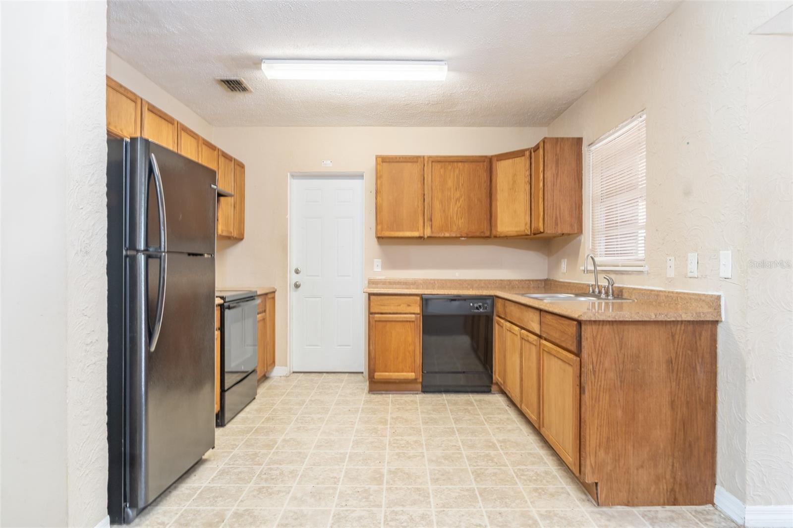 Image 6 of 21 For 1542 Carroll Street