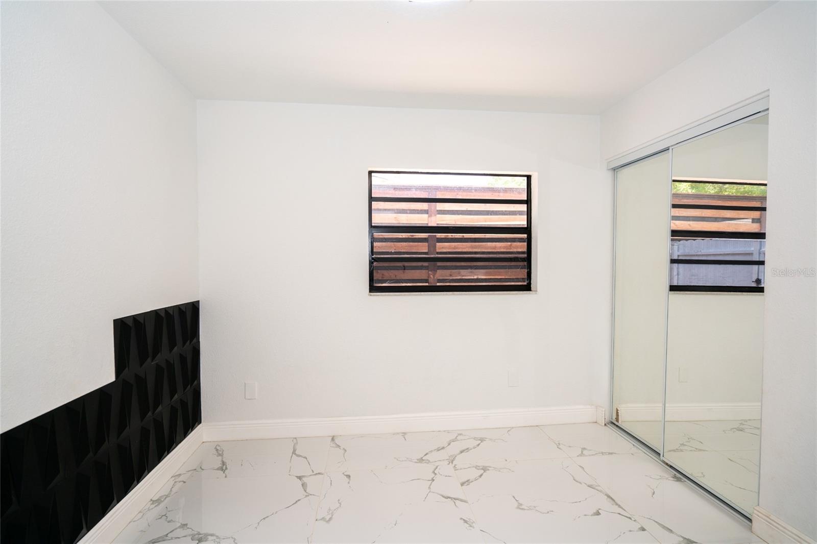 Image 16 of 23 For 6403 Amundson Street