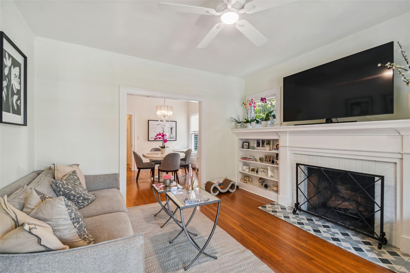Image 5 of 19 For 2111 Southview Avenue D