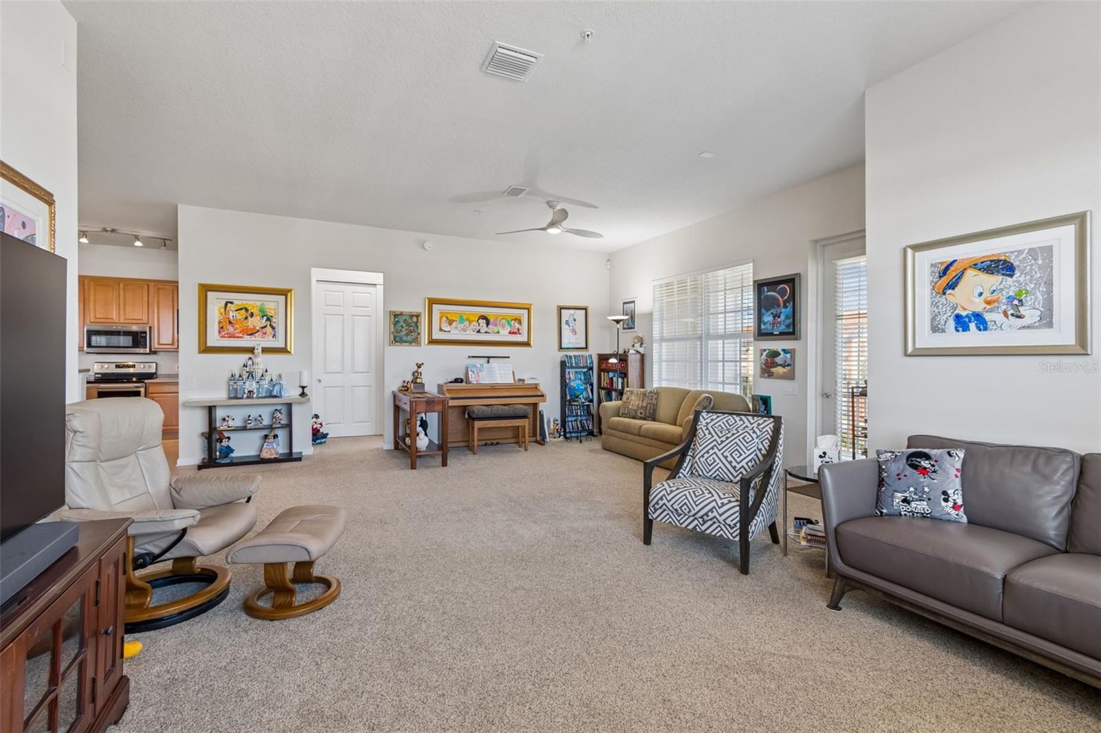 Image 13 of 85 For 7903 Seminole Boulevard 2401
