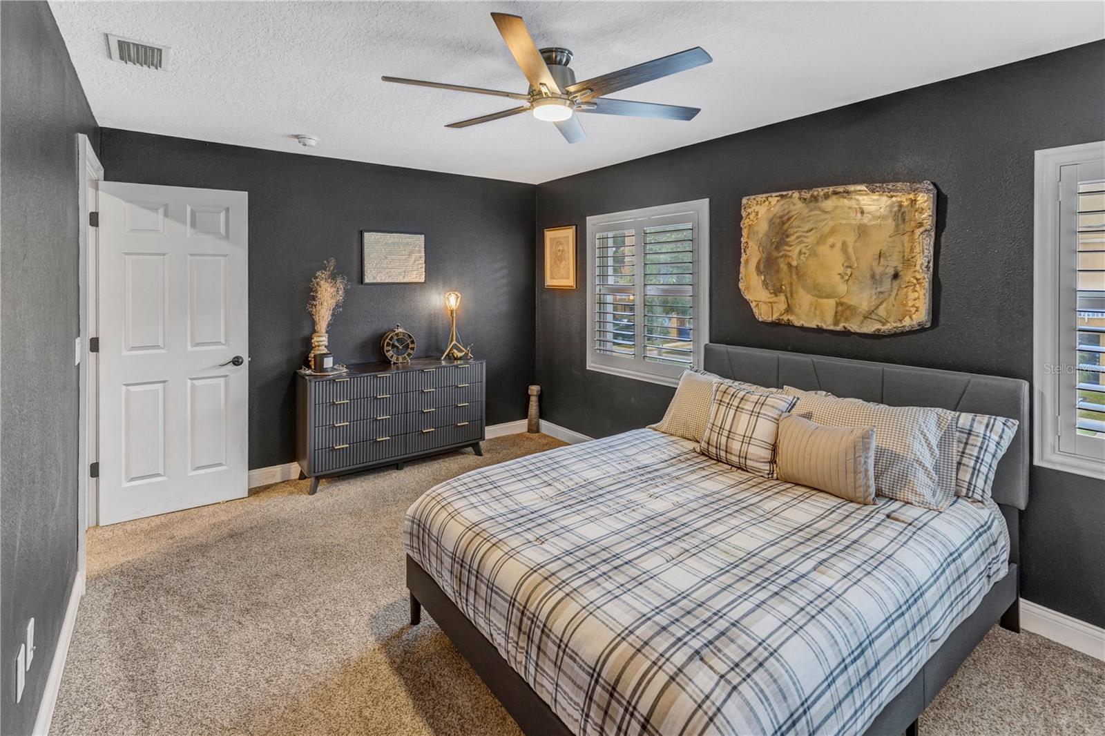 Image 39 of 46 For 6812 Kissimmee Street