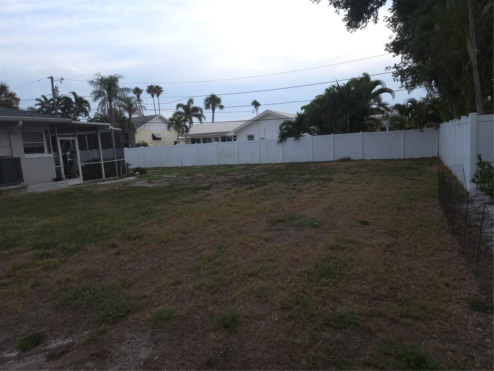 Image 18 of 24 For 106 15th Street
