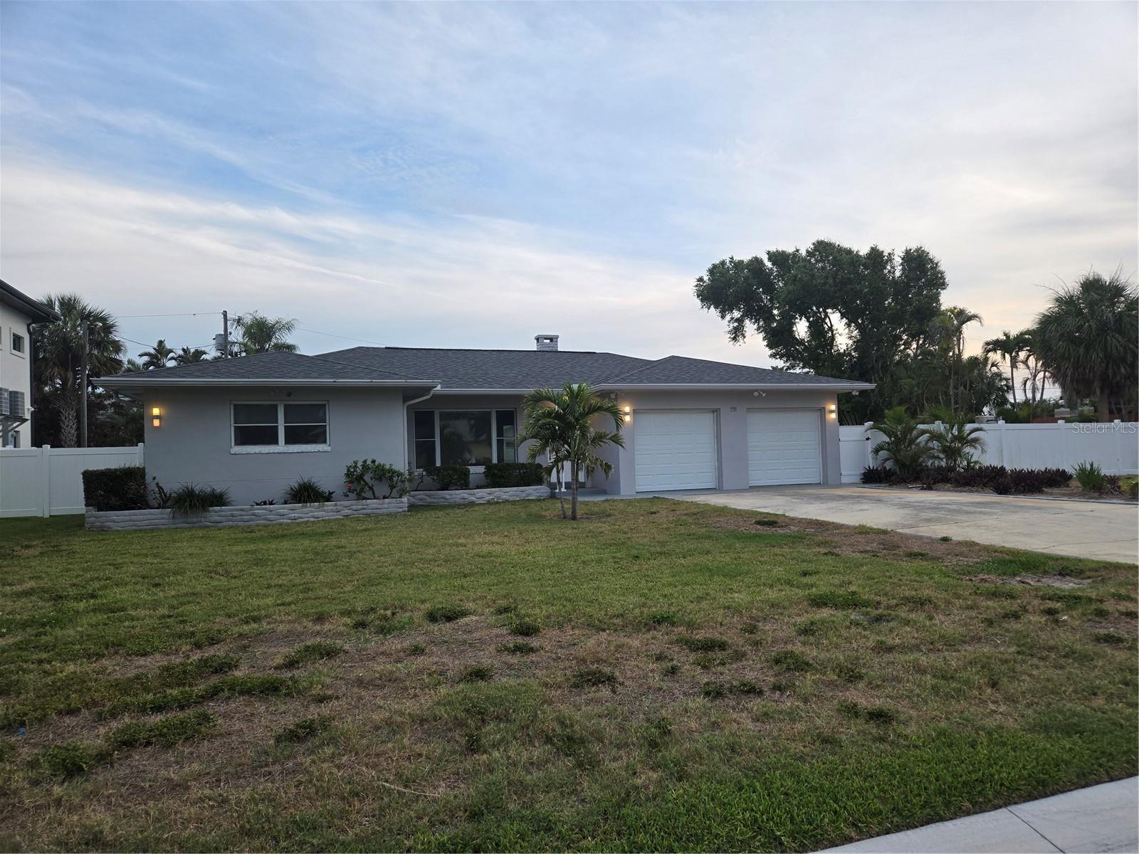 Image 2 of 24 For 106 15th Street