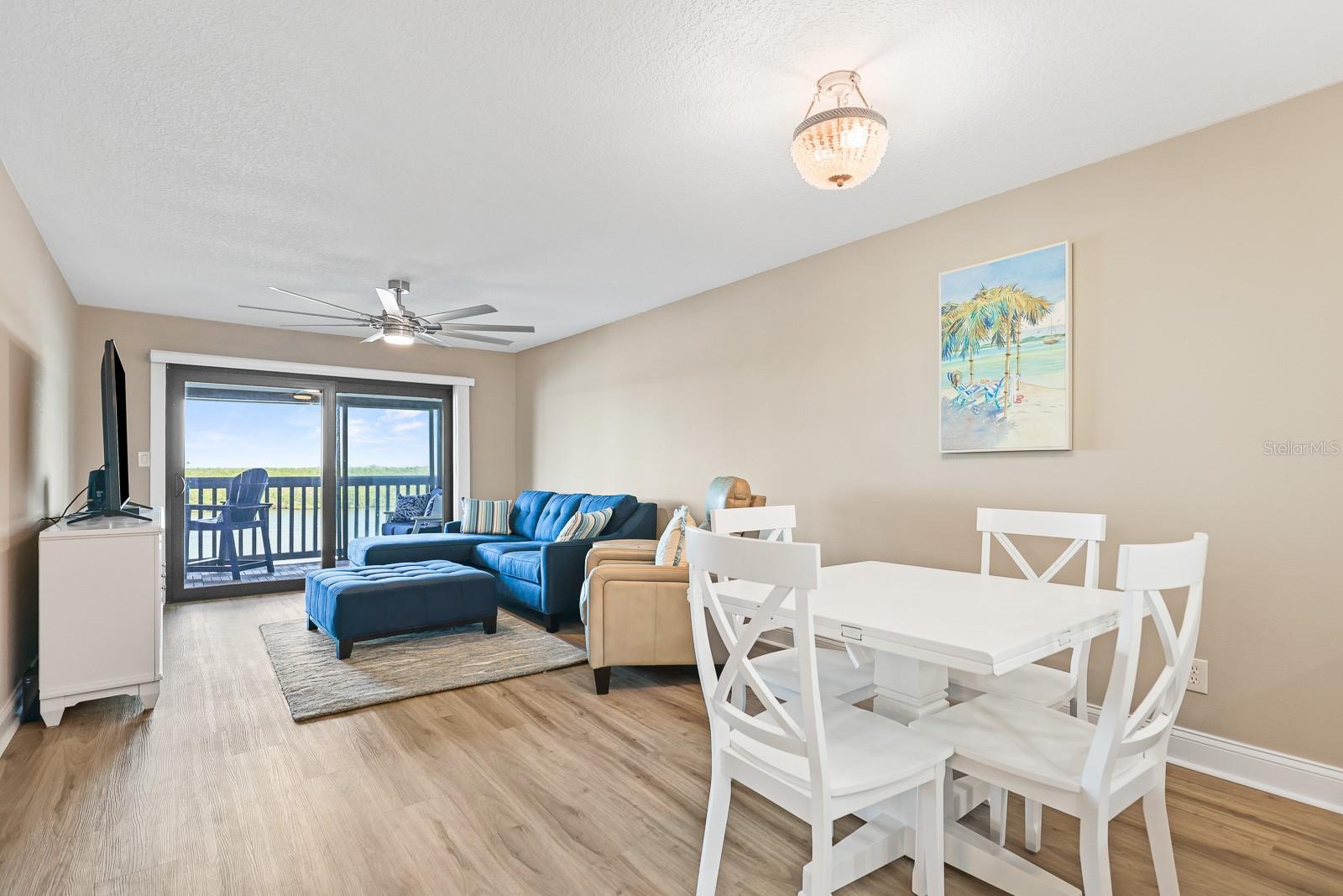 Image 10 of 36 For 821 Bahia Del Sol Drive B