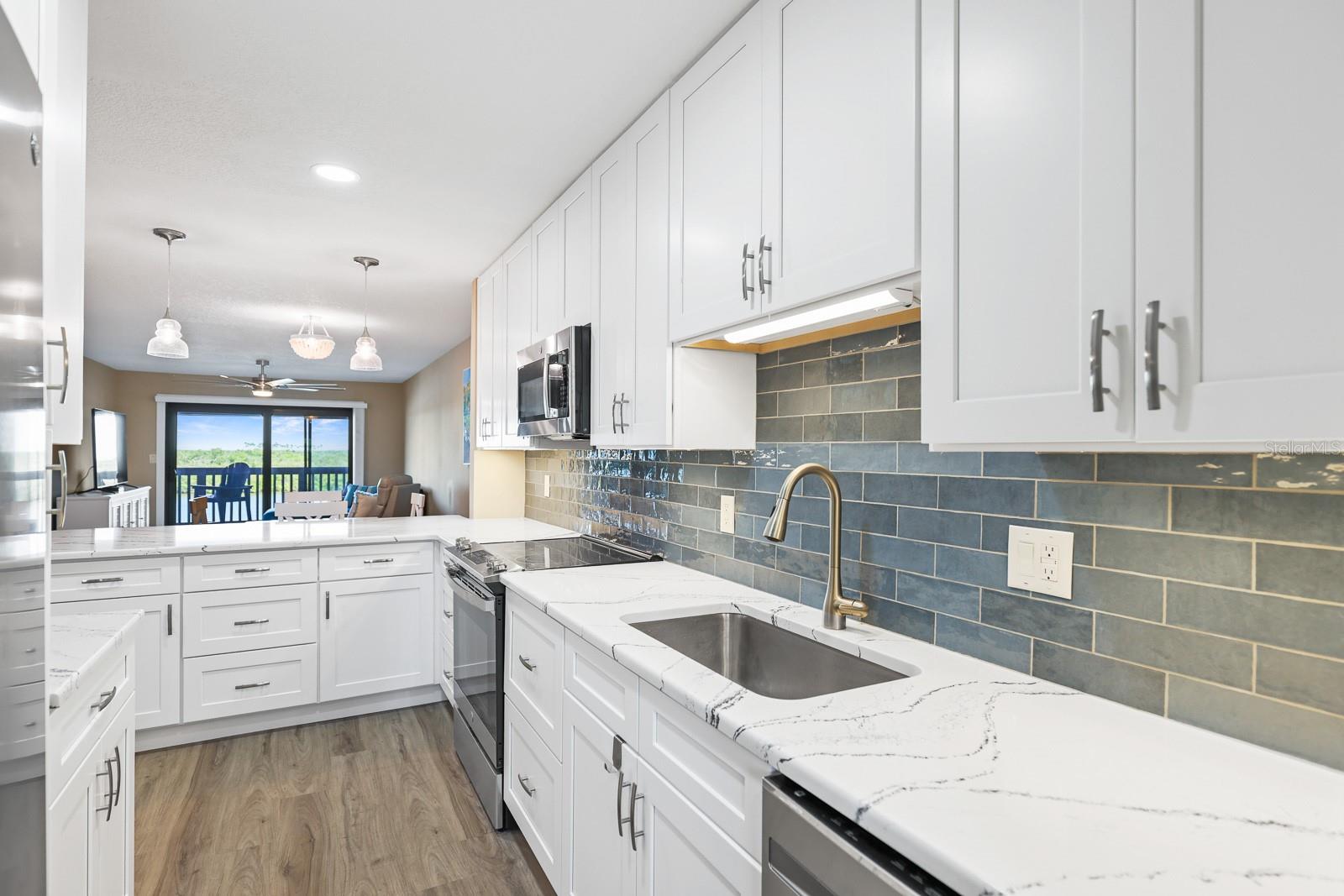 Image 6 of 36 For 821 Bahia Del Sol Drive B