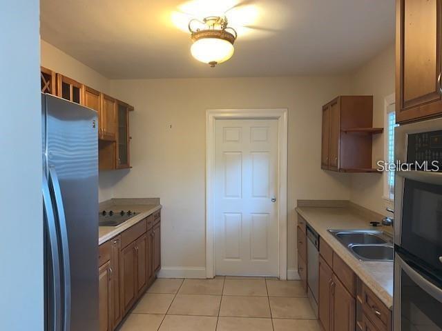 Image 4 of 15 For 310 15th Avenue N