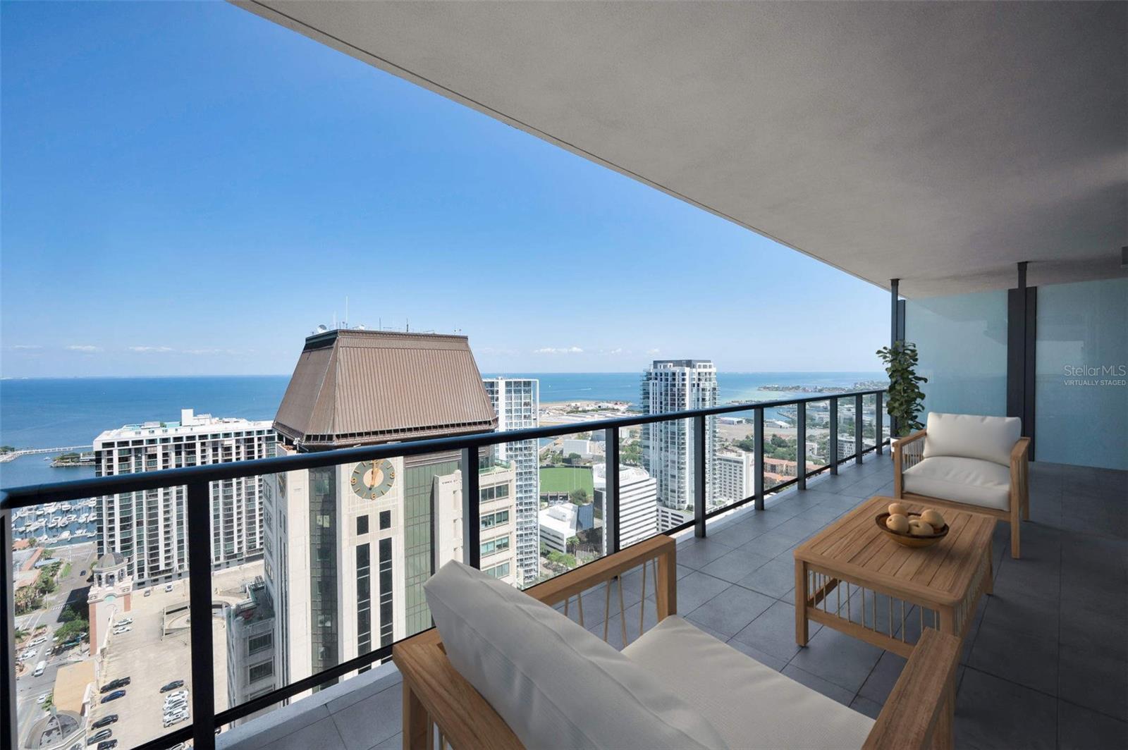 Listing photo id 3 for 275 1st Avenue S 3503