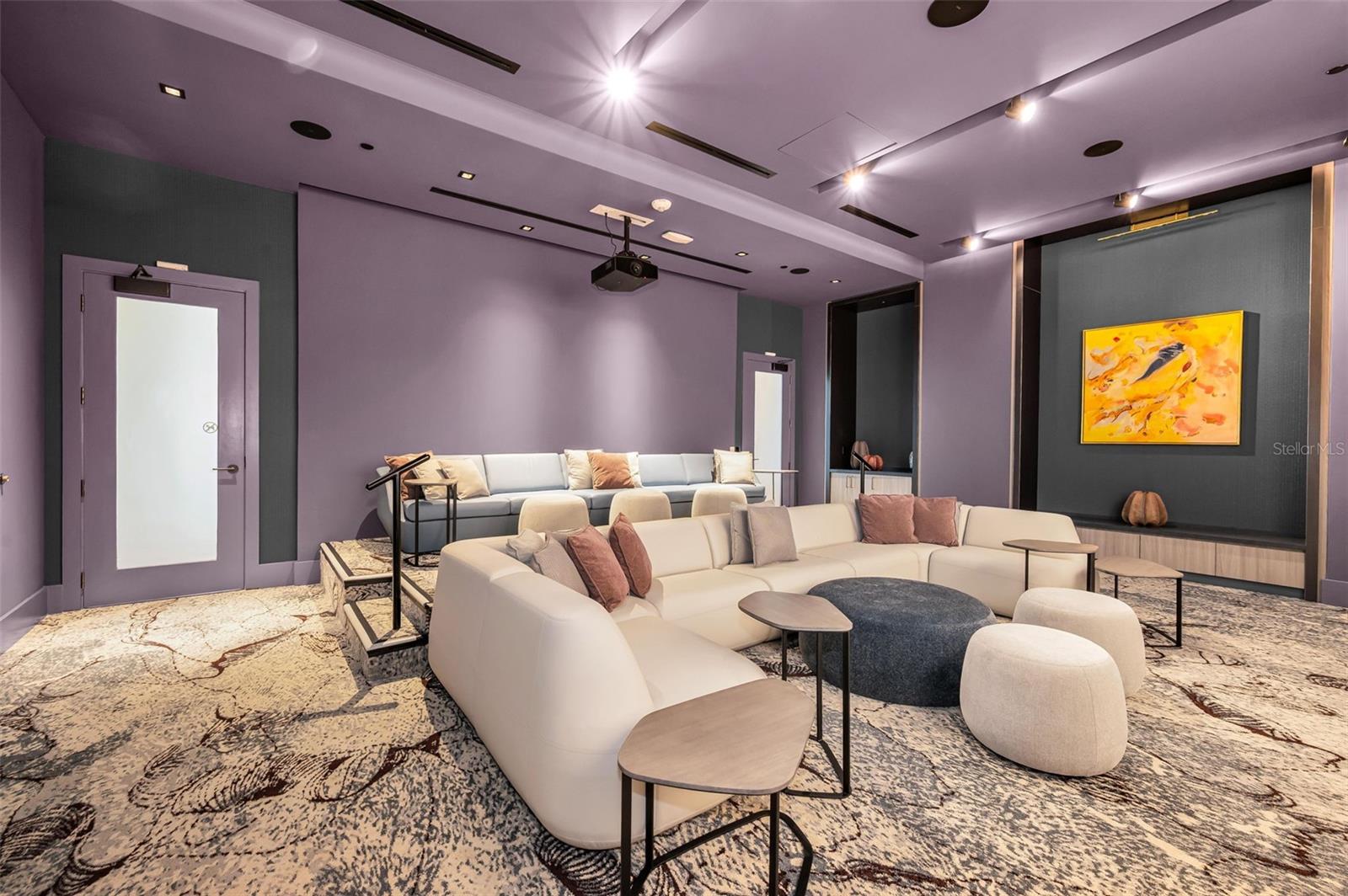 Listing photo id 49 for 275 1st Avenue S 3503