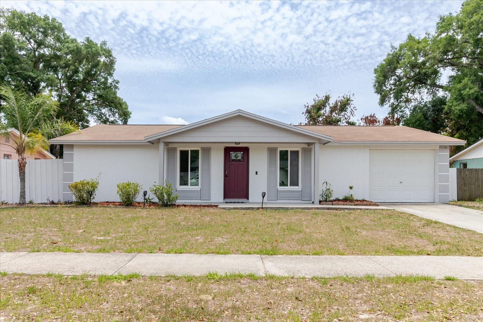 Image 4 of 56 For 2207 Selkirk Street