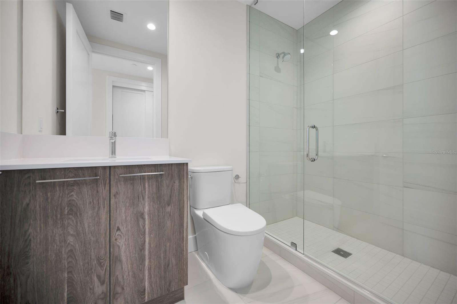 Image 26 of 55 For 275 1st Avenue S 3503
