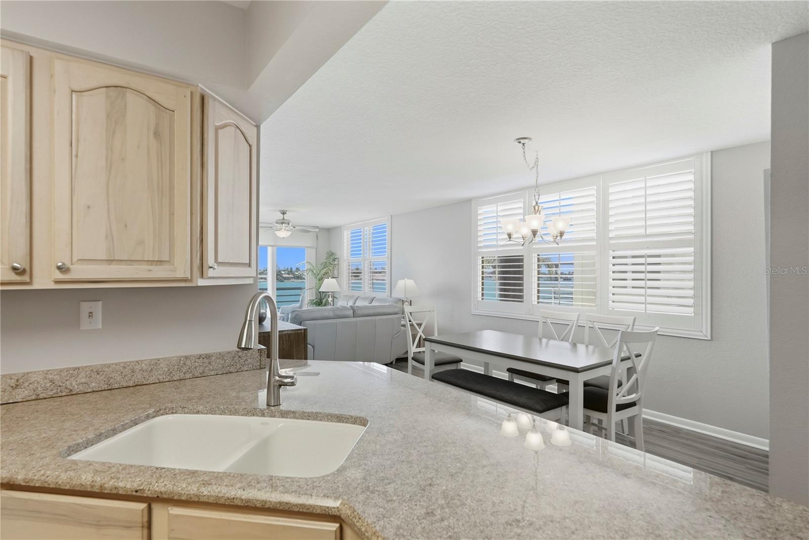 Image 11 of 42 For 6085 Bahia Del Mar Circle 272