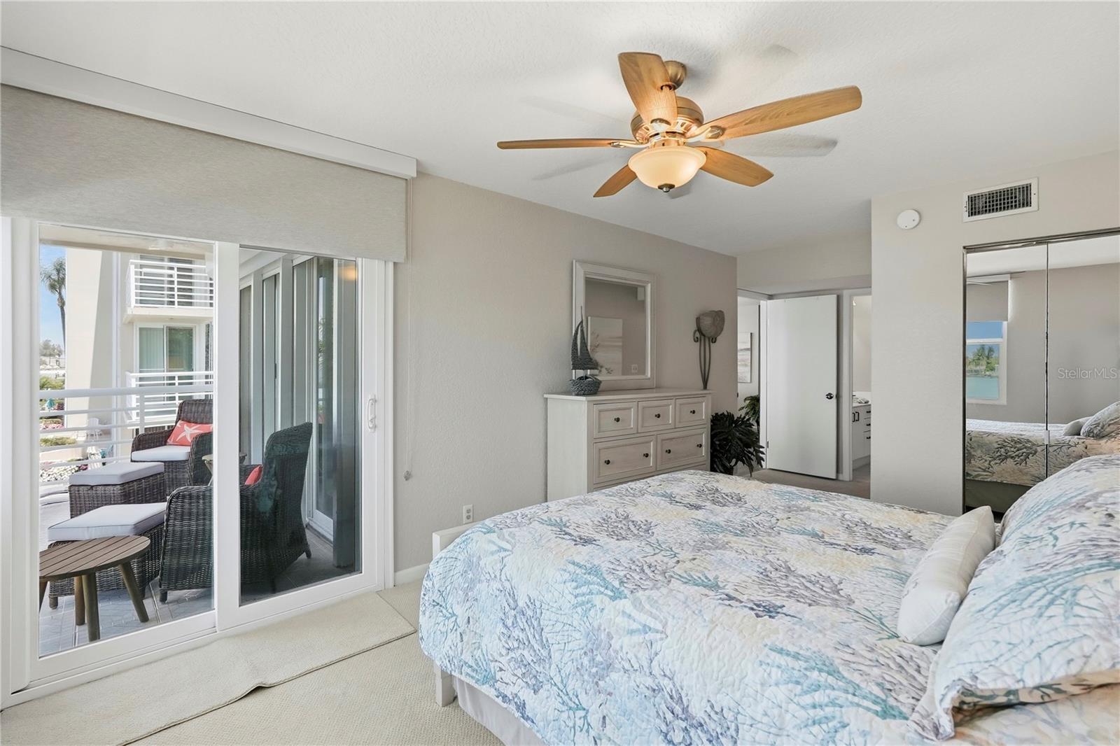 Image 18 of 42 For 6085 Bahia Del Mar Circle 272