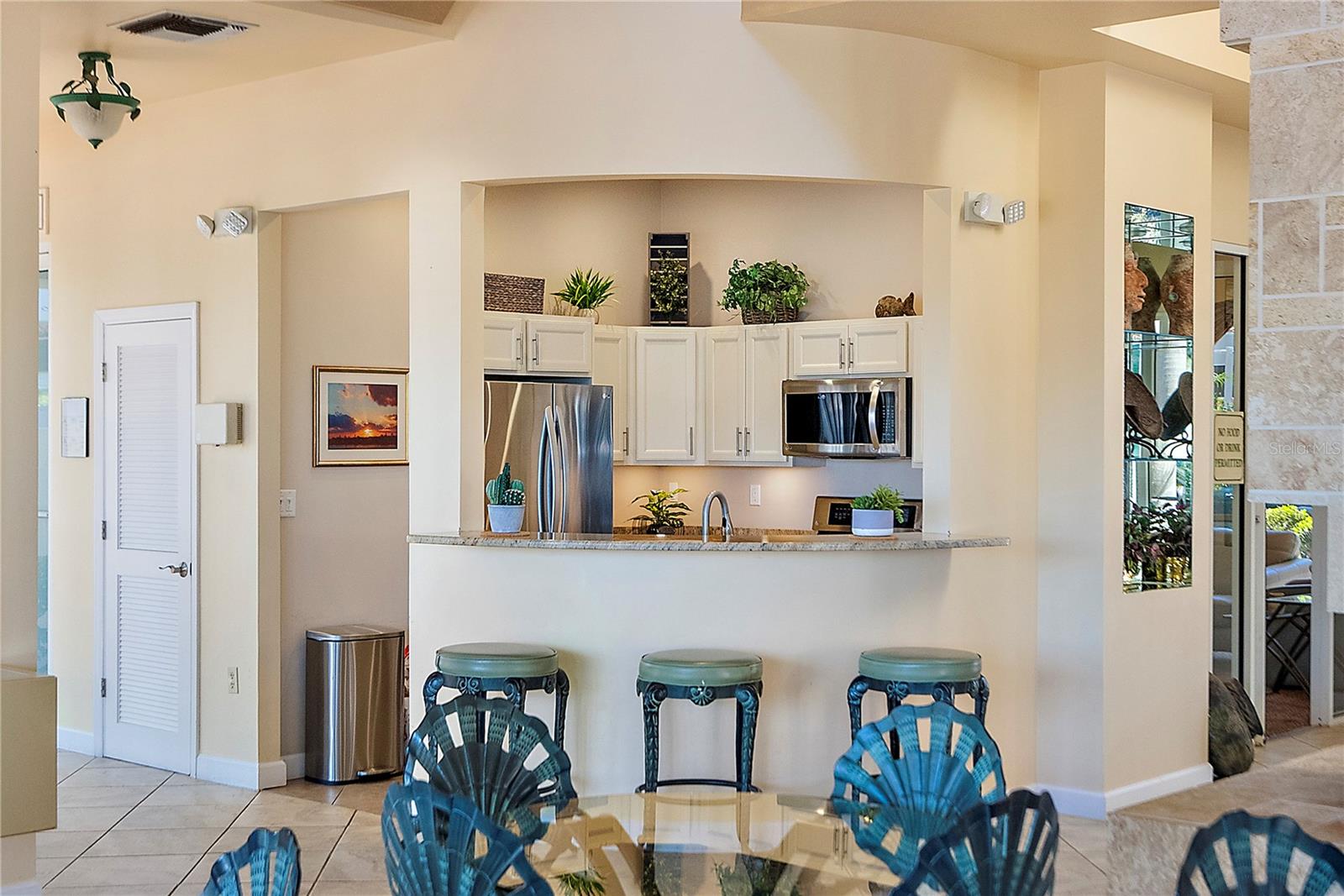 Image 40 of 42 For 6085 Bahia Del Mar Circle 272
