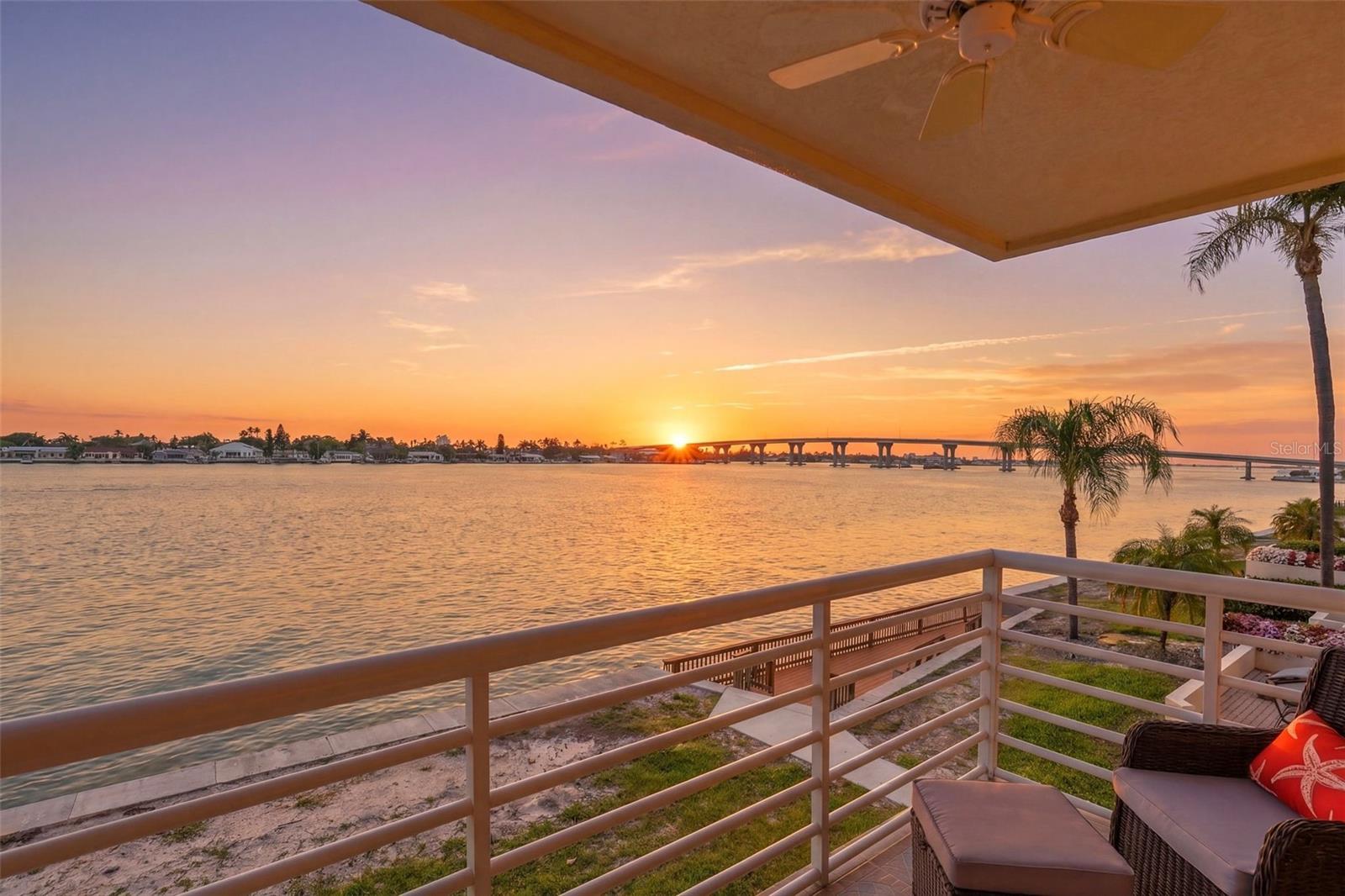 Image 5 of 42 For 6085 Bahia Del Mar Circle 272