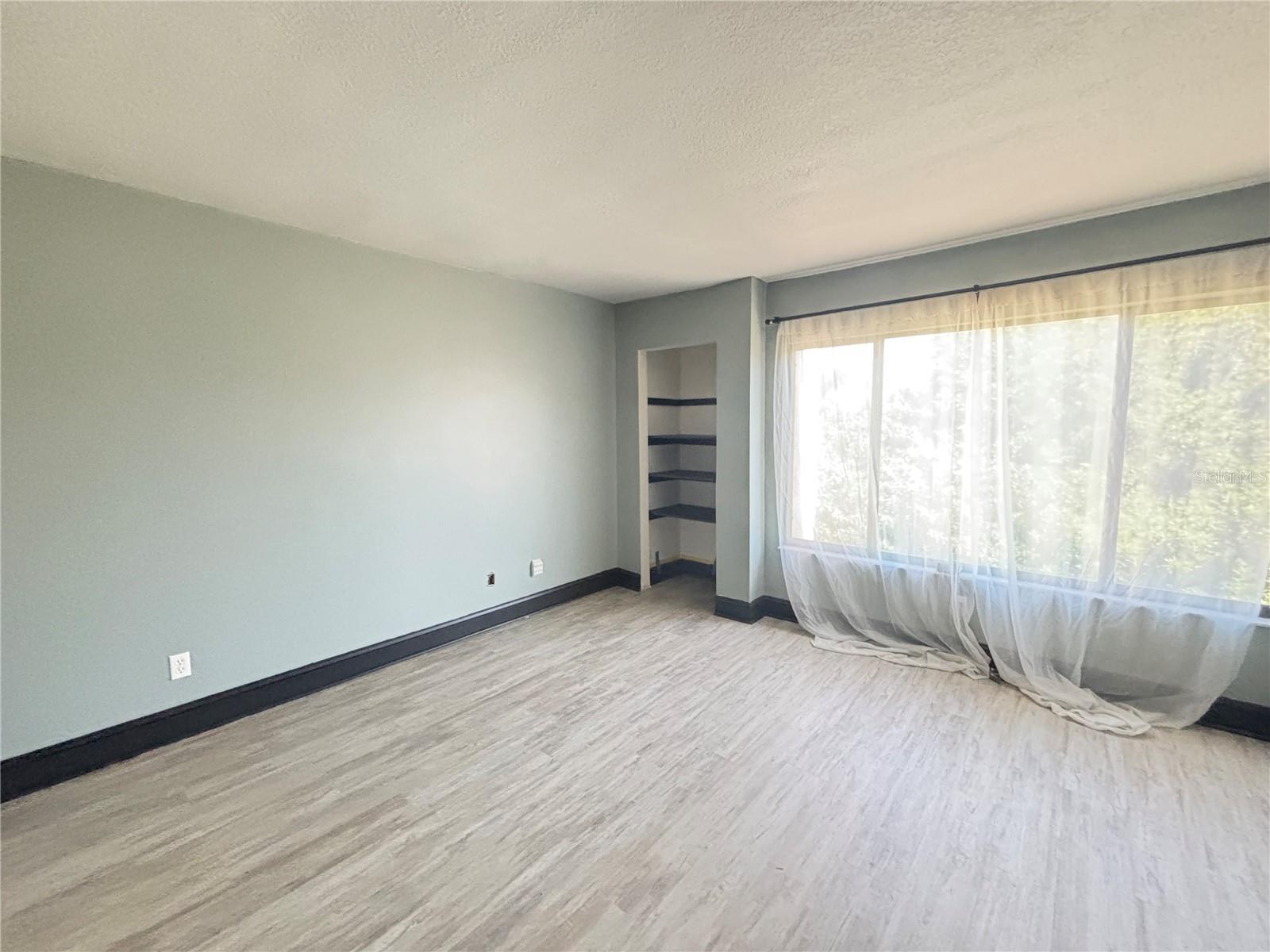 Image 12 of 16 For 4364 Outrigger Lane