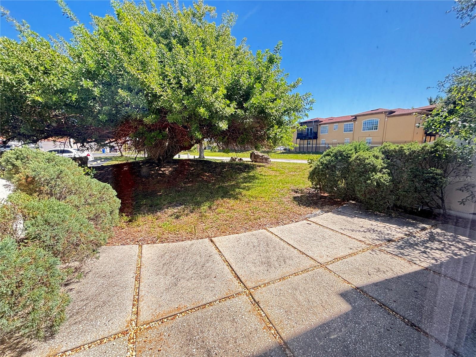 Image 14 of 16 For 4364 Outrigger Lane