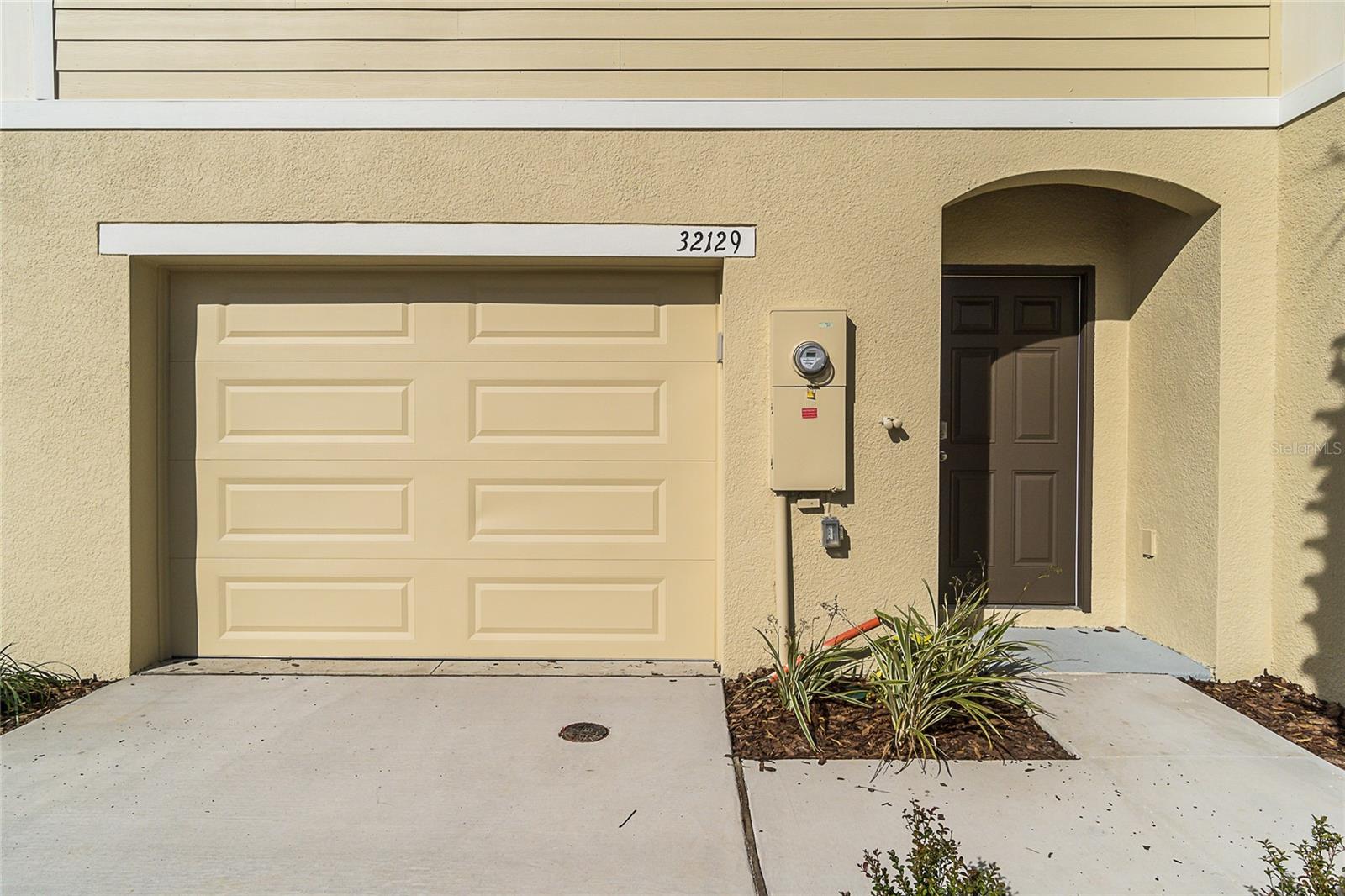Image 2 of 28 For 32129 Pond Apple Bend