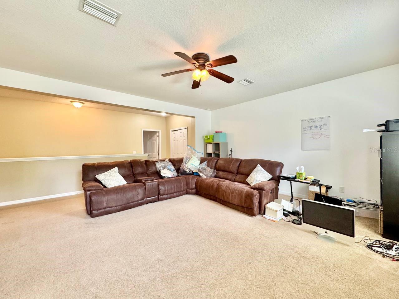 Image 21 of 38 For 5105 Oakline View Drive