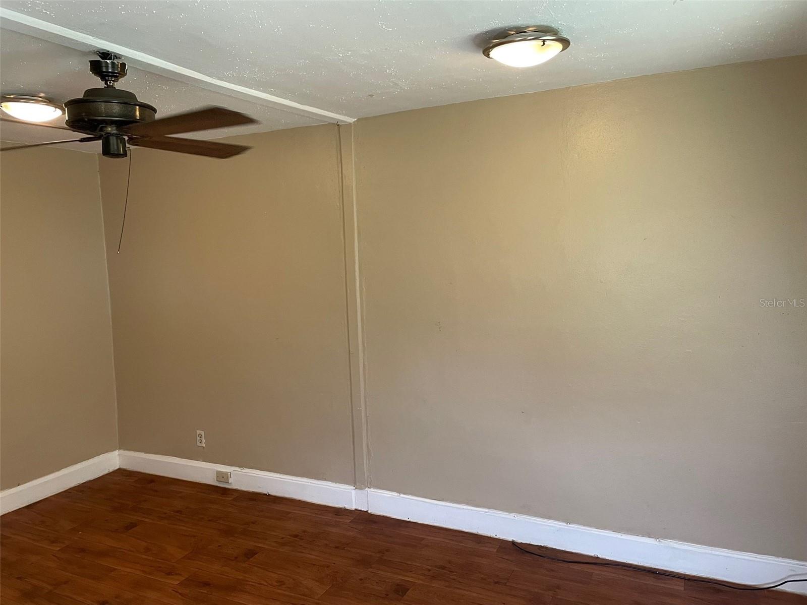 Image 4 of 11 For 1648 27th Avenue N 2