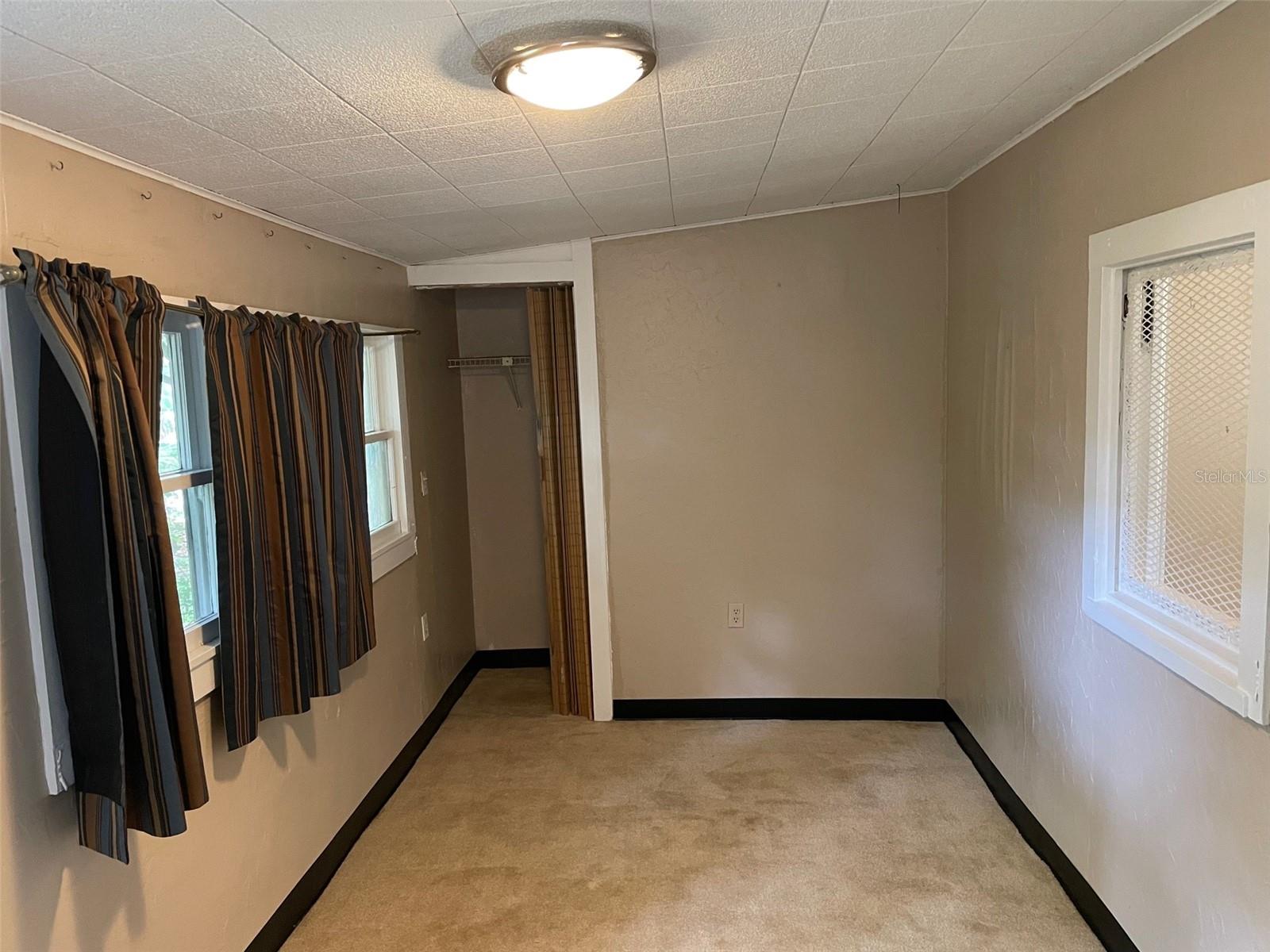 Image 7 of 11 For 1648 27th Avenue N 2