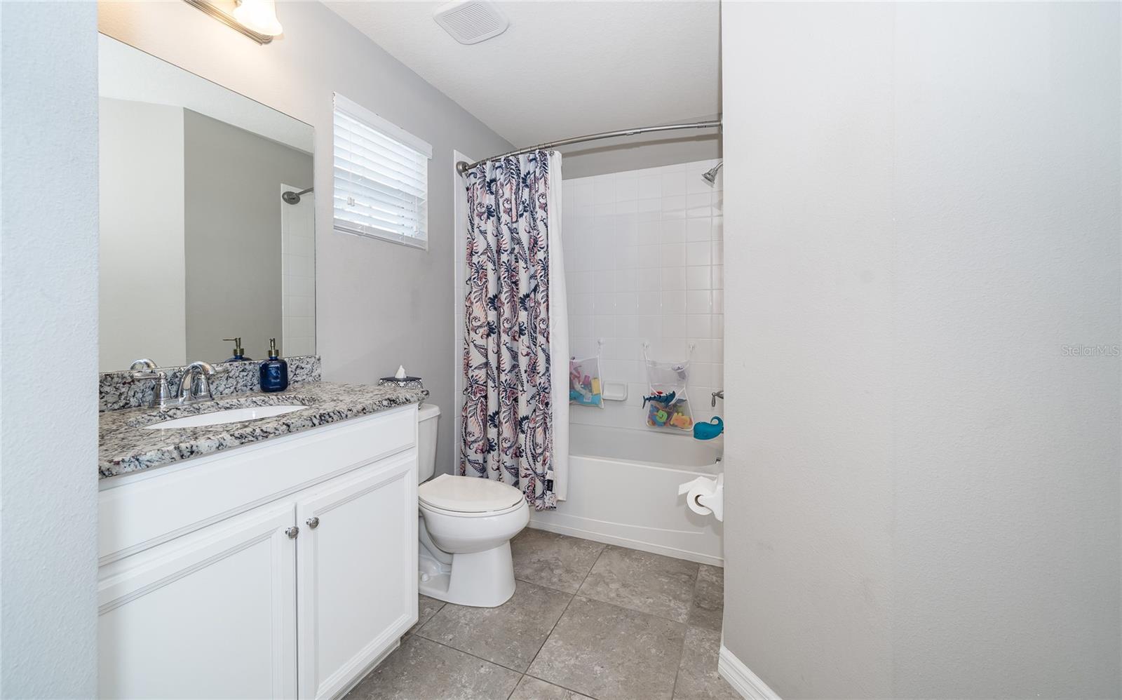 Image 29 of 43 For 19312 Roseate Drive