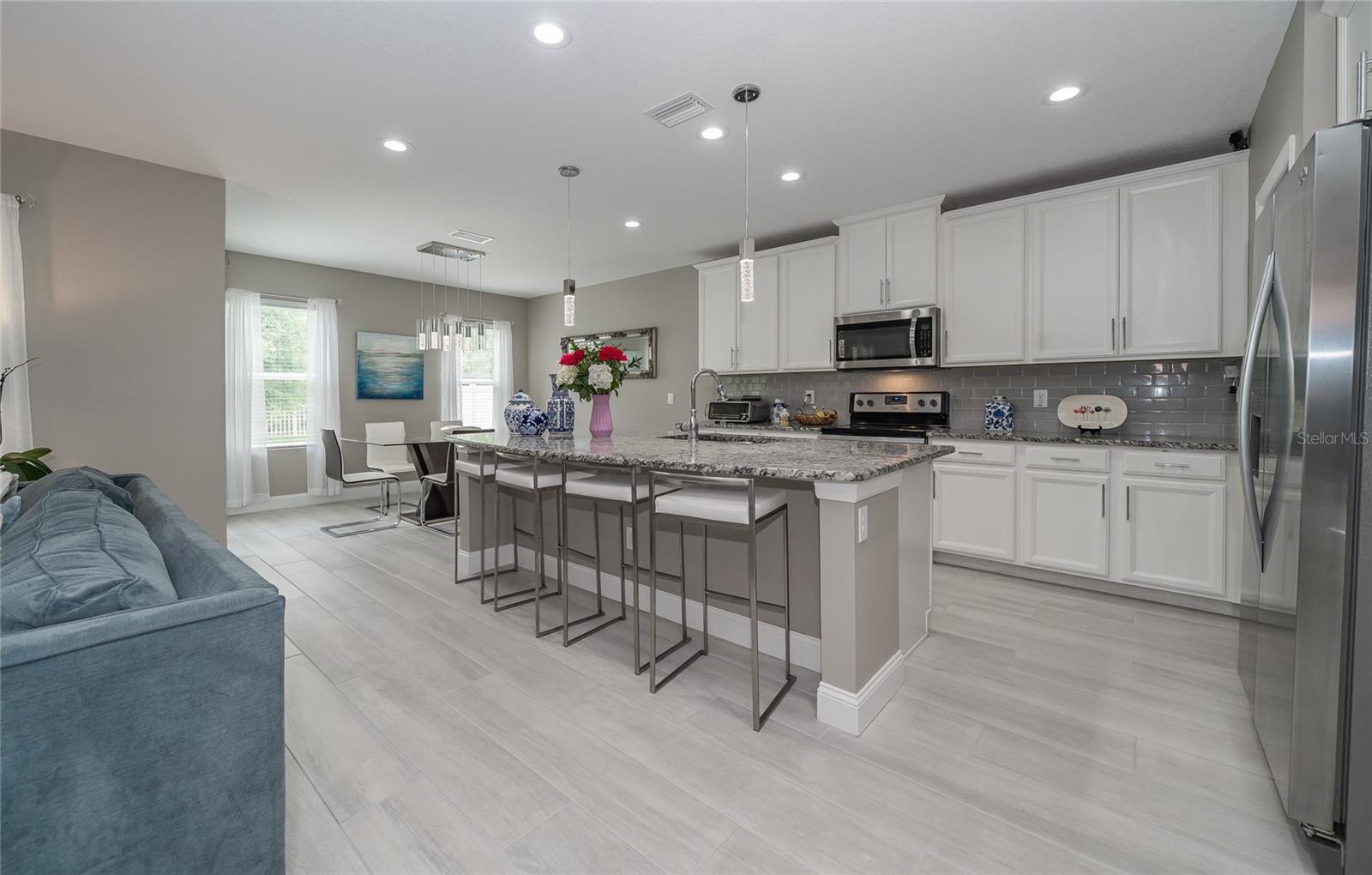 Image 4 of 43 For 19312 Roseate Drive